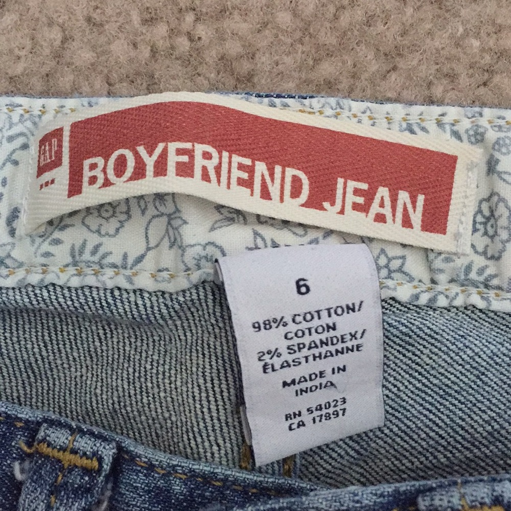 Jeans - Picture 3 of 3